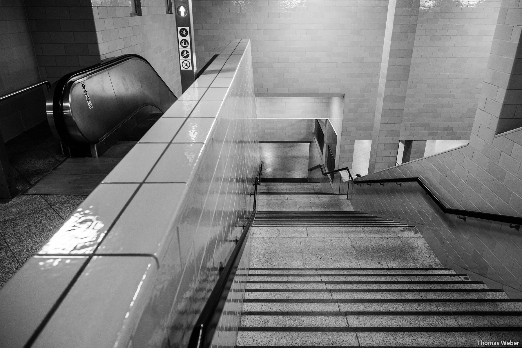 Fotograf Thomas Weber aus Oldenburg: U-Bahn am Alexanderplatz in Berlin