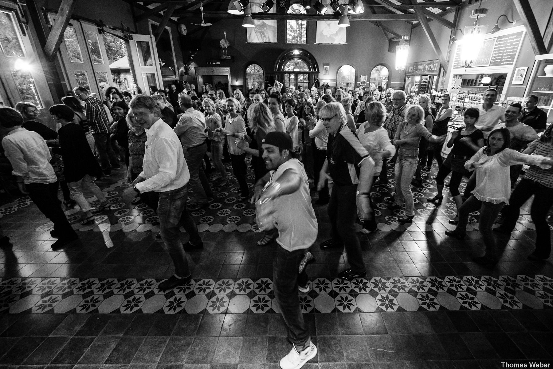 Salsa-Tanz-Abend im Theater Laboratorium Oldenburg, Fotograf Thomas Weber aus Oldenburg