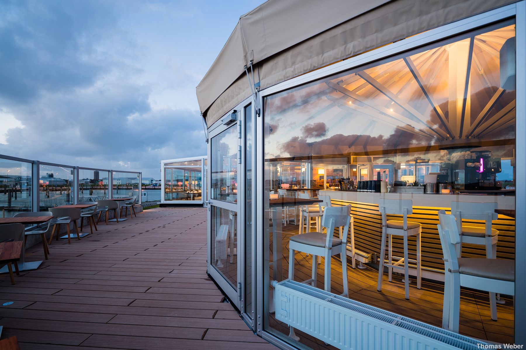 Fotograf Thomas Weber aus Oldenburg: Werbefotos des Neys Place auf Norderney für Hinsche Gastrowelt Oldenburg