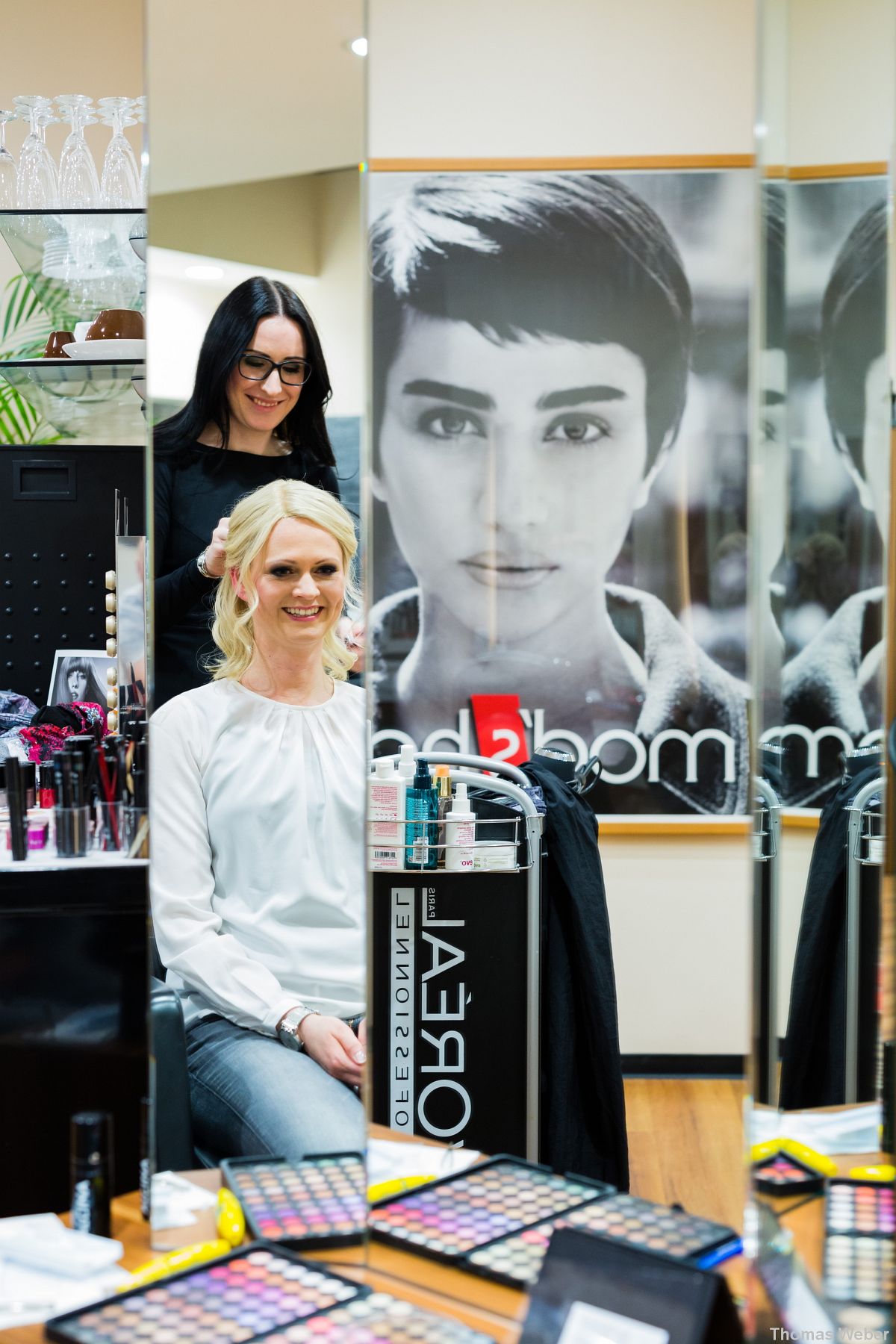 Fotograf Thomas Weber aus Oldenburg: Tücher, Mützen, Kopfbedeckungen, Zweithaare und Perücken für Frauen beim Friseur Trend Hair aus Oldenburg