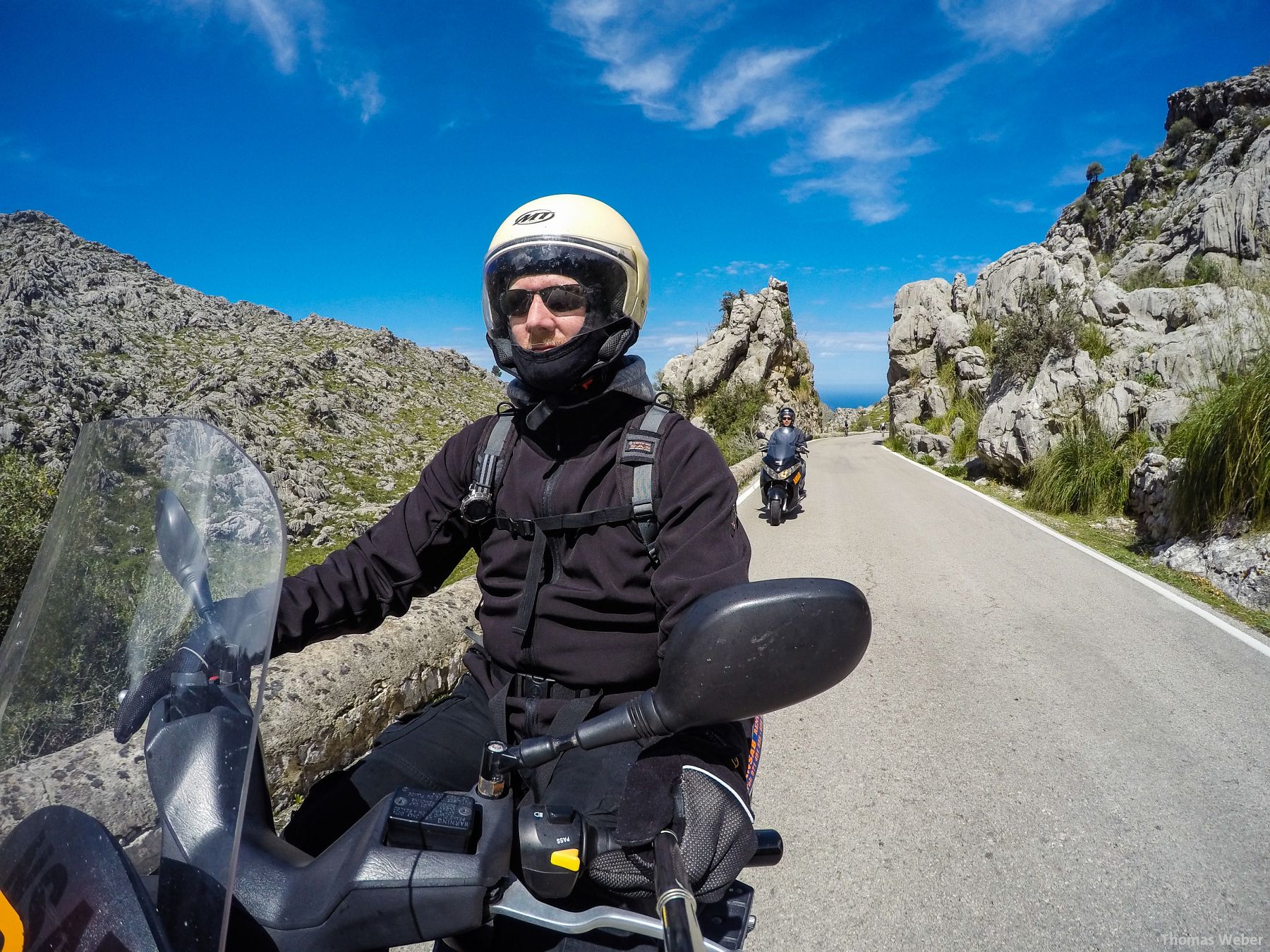 Fotograf Thomas Weber aus Oldenburg: Diverse Touren mit 125er Rollern im Frühjahr über Mallorca