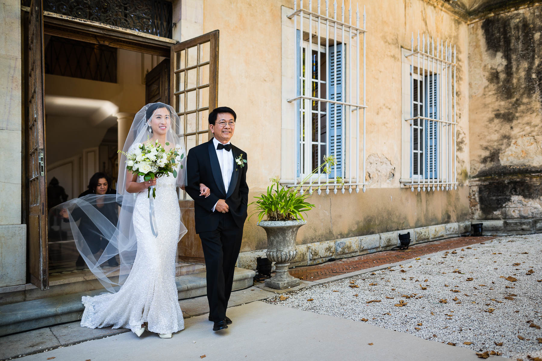 Hochzeitsfotograf auf einer Schlosshochzeit auf Château de Robernier in Südfrankreich nahe Saint-Tropez, Thomas Weber