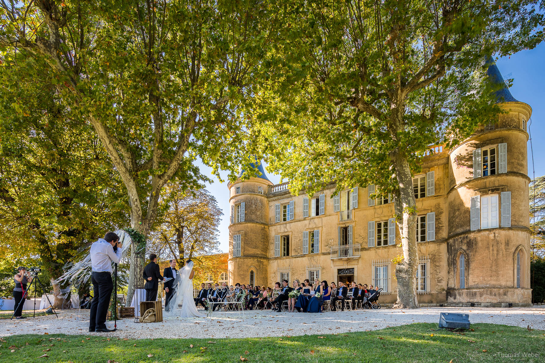 Hochzeitsfotograf auf einer Schlosshochzeit auf Château de Robernier in Südfrankreich nahe Saint-Tropez, Thomas Weber