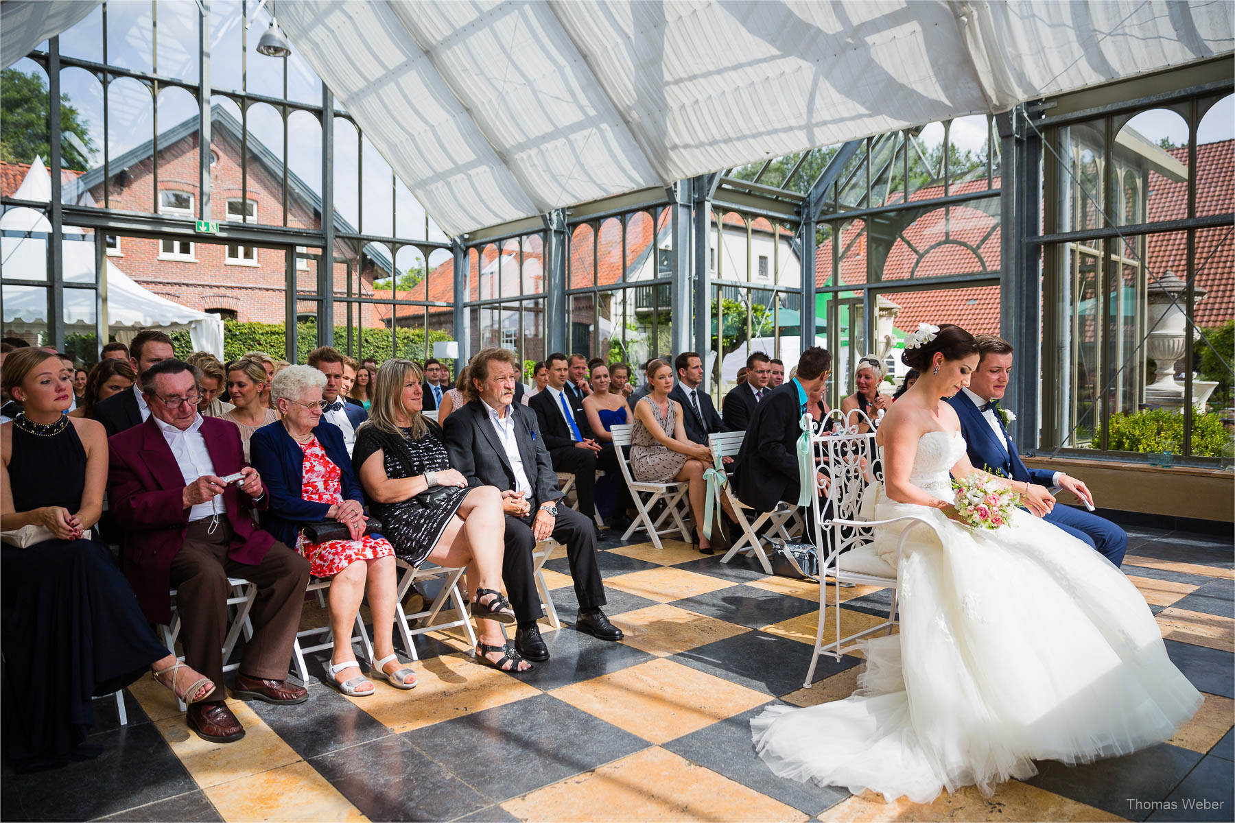 Standesamtliche Hochzeit am Standesamt am Pferdemarkt in Oldenburg, freie Trauung und Hochzeitsfeier auf dem Gut Horn in Gristede, Fotograf Oldenburg, Thomas Weber