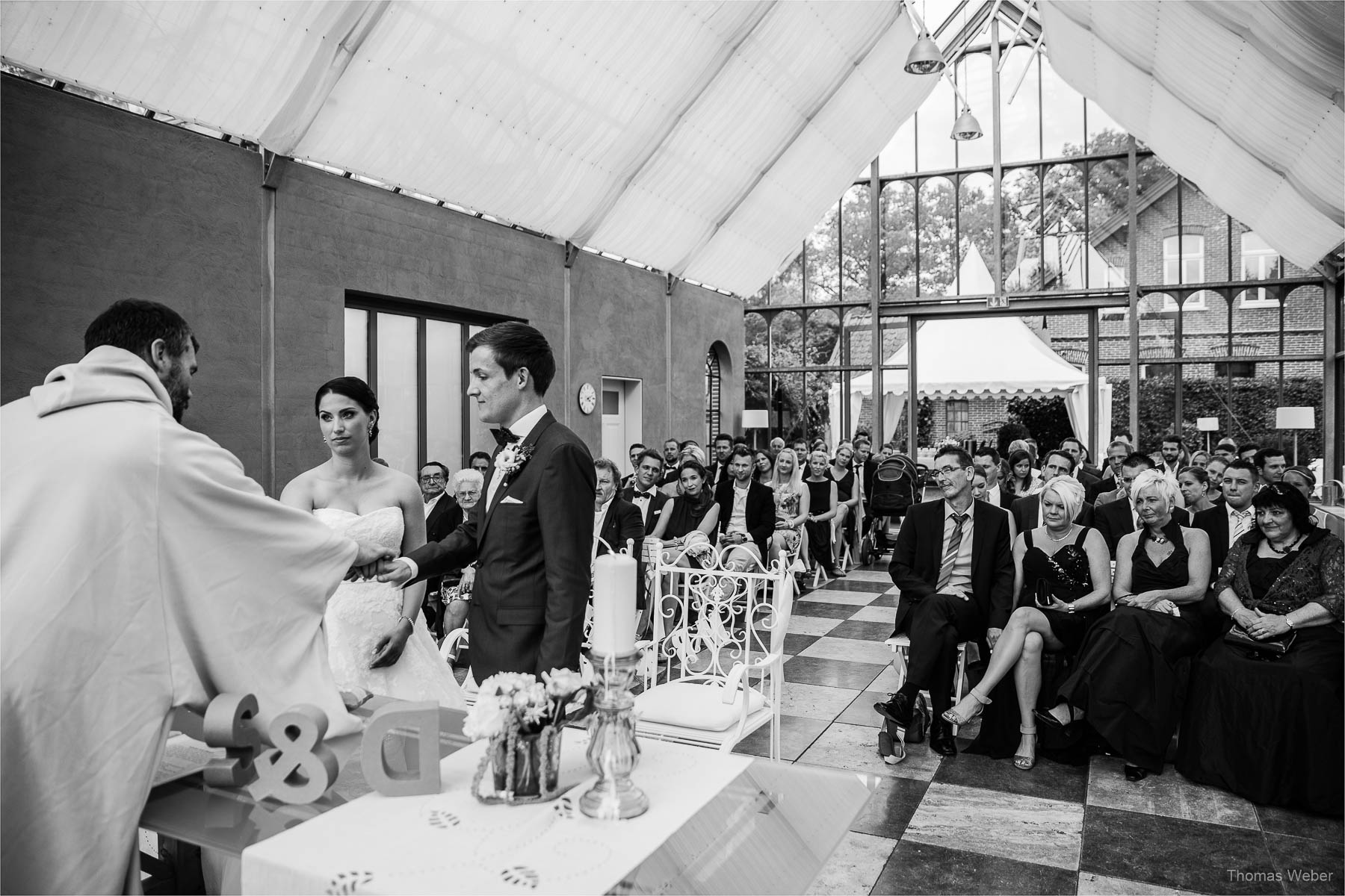 Standesamtliche Hochzeit am Standesamt am Pferdemarkt in Oldenburg, freie Trauung und Hochzeitsfeier auf dem Gut Horn in Gristede, Fotograf Oldenburg, Thomas Weber