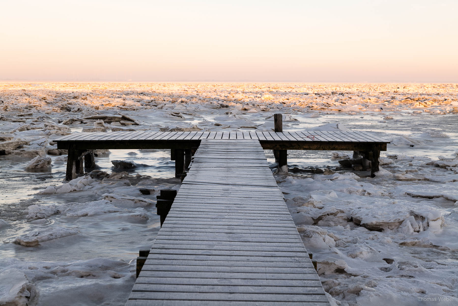 Steg von Dangast im Winter in Eis, Fotograf Thomas Weber aus Oldenburg