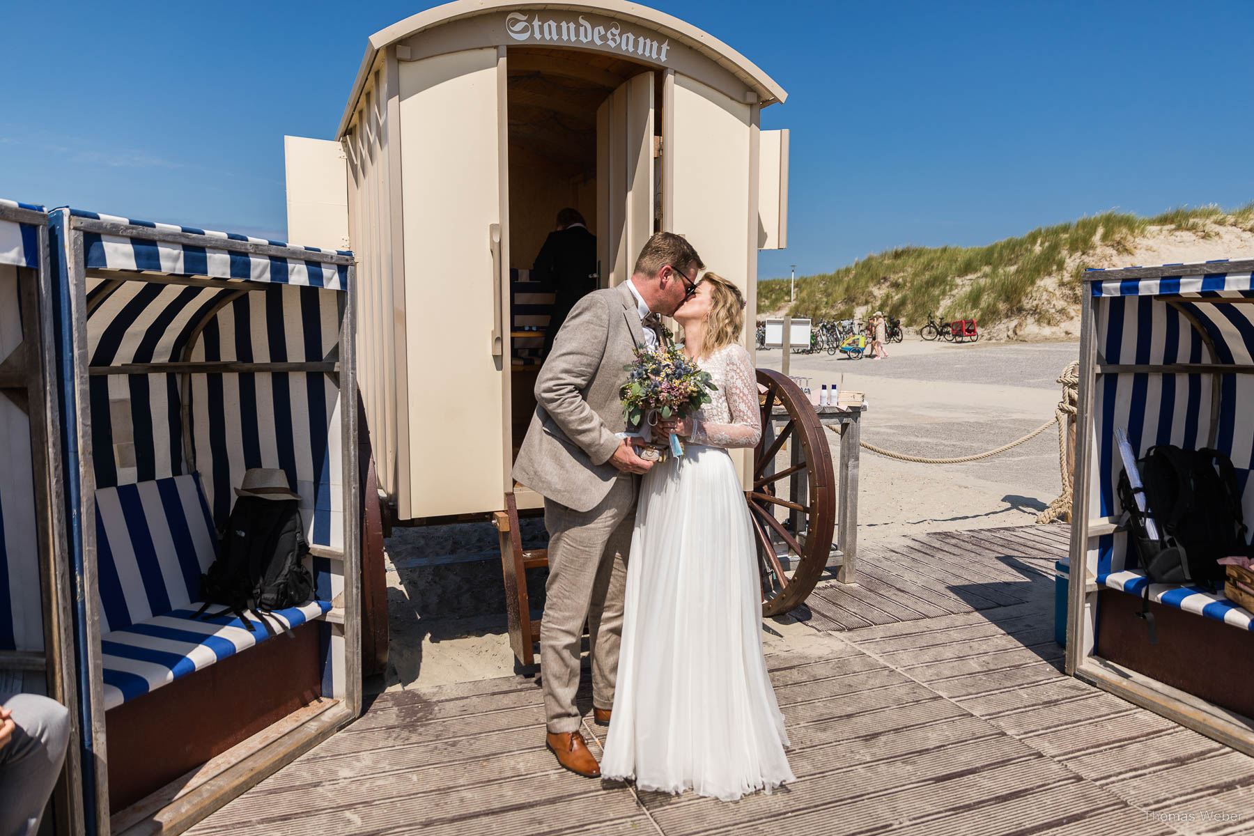 Hochzeitsreportage auf Norderney, Trauung im Badekarren Norderney, Fotograf Oldenburg