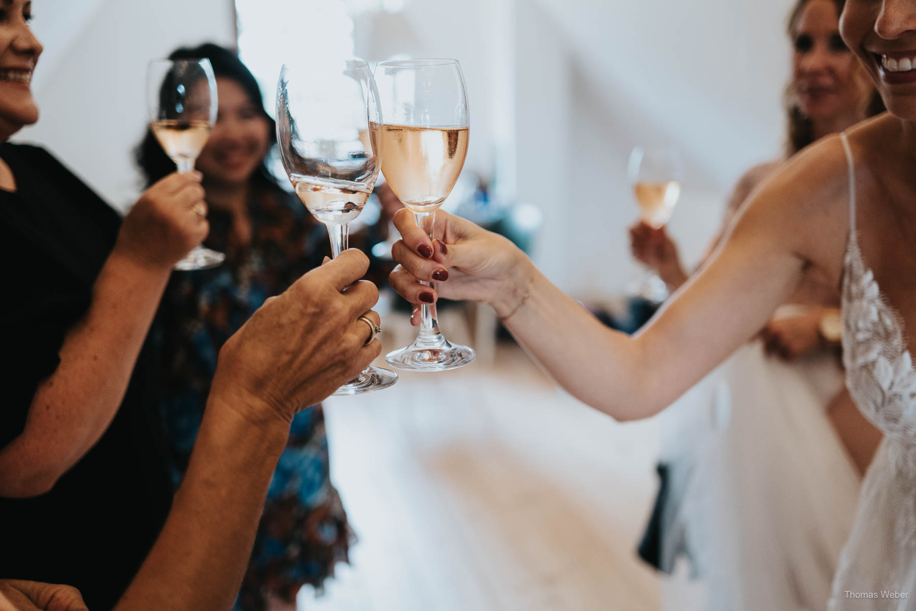 Vorbereitung des Hochzeitspaares am Nordenholzer Hof in Hude, Fotograf Oldenburg, Thomas Weber