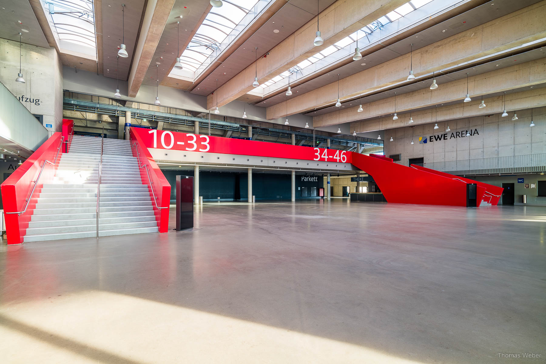 Fotos der Eingangshalle der EWE-Arena in Oldenburg, Thomas Weber, Fotograf Oldenburg