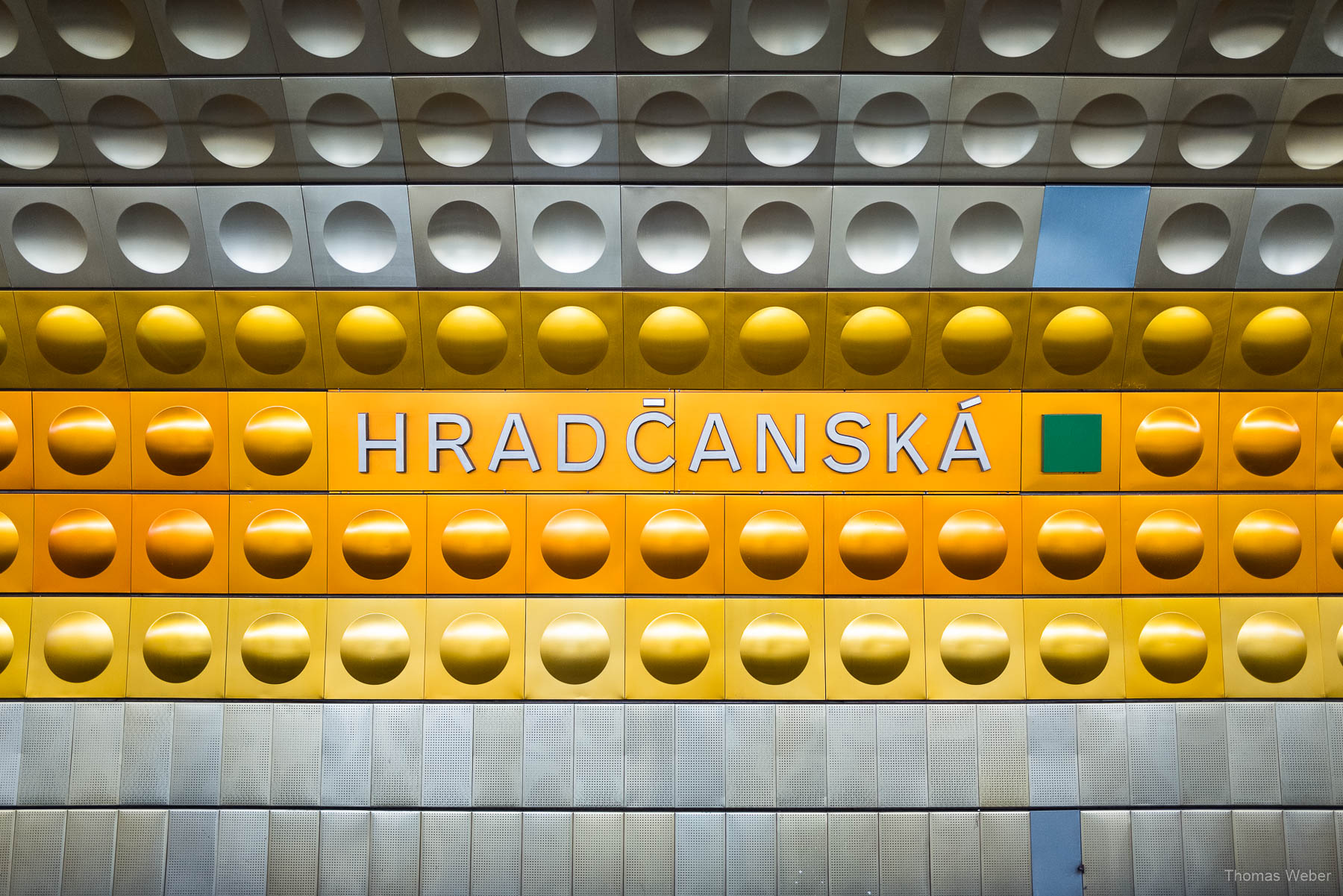 Faszinierende Prager Metrostationen und Rolltreppen, Thomas Weber, Fotograf aus Oldenburg