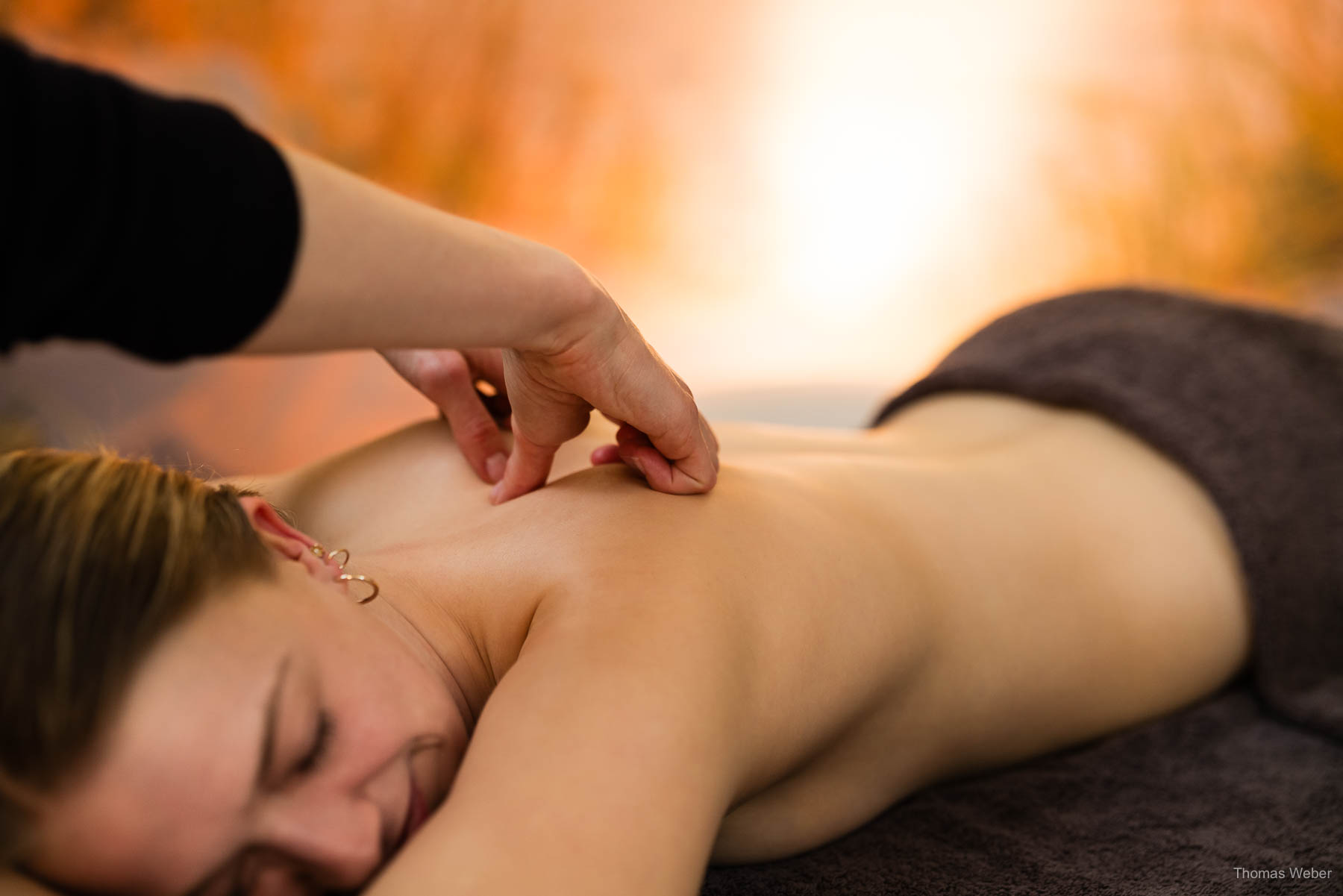 Werbefotos der Wellness- und Massageangebote im OLantis Huntebad Oldenburg, Fotograf Thomas Weber
