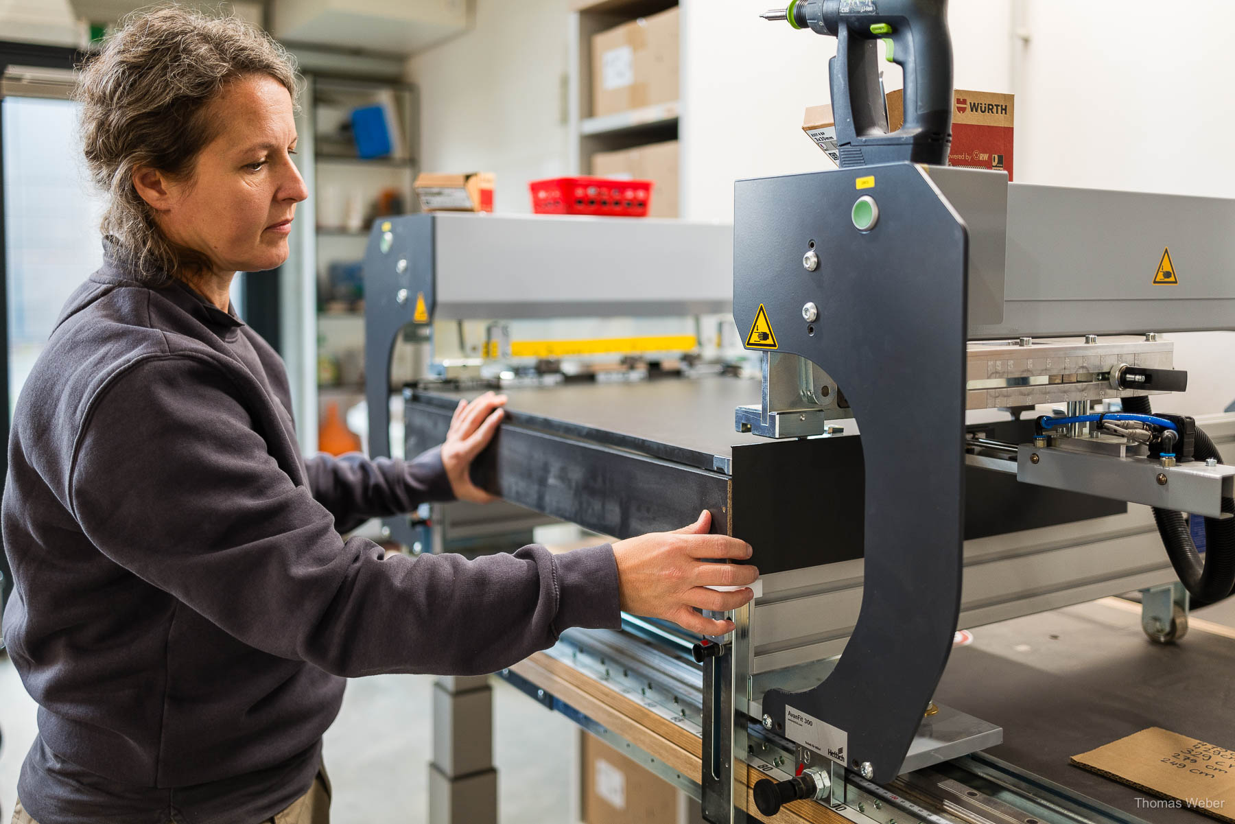 Fotos der Produktion und Arbeitsprozesse bei ZB Holzsysteme in Rastede, Fotograf Thomas Weber aus Oldenburg Fotos der Produktion und Arbeitsprozesse bei ZB Holzsysteme in Rastede, Fotograf Thomas Weber aus Oldenburg