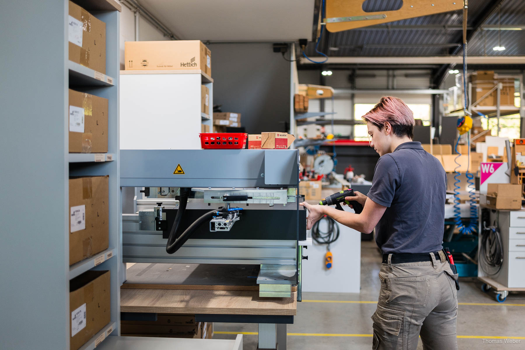 Fotos der Produktion und Arbeitsprozesse bei ZB Holzsysteme in Rastede, Fotograf Thomas Weber aus Oldenburg Fotos der Produktion und Arbeitsprozesse bei ZB Holzsysteme in Rastede, Fotograf Thomas Weber aus Oldenburg