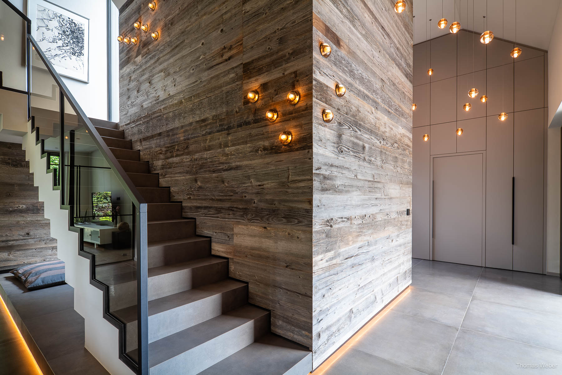 Architektur- und Interieuraufnahmen eines modernen Wohnhauses, Fotograf Thomas Weber aus Oldenburg Architektur- und Interieuraufnahmen eines modernen Wohnhauses, Fotograf Thomas Weber aus Oldenburg