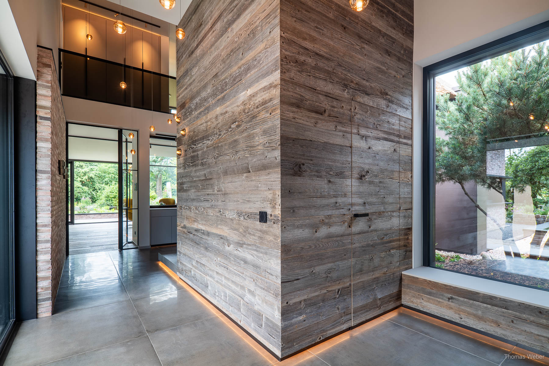 Architektur- und Interieuraufnahmen eines modernen Wohnhauses, Fotograf Thomas Weber aus Oldenburg Architektur- und Interieuraufnahmen eines modernen Wohnhauses, Fotograf Thomas Weber aus Oldenburg