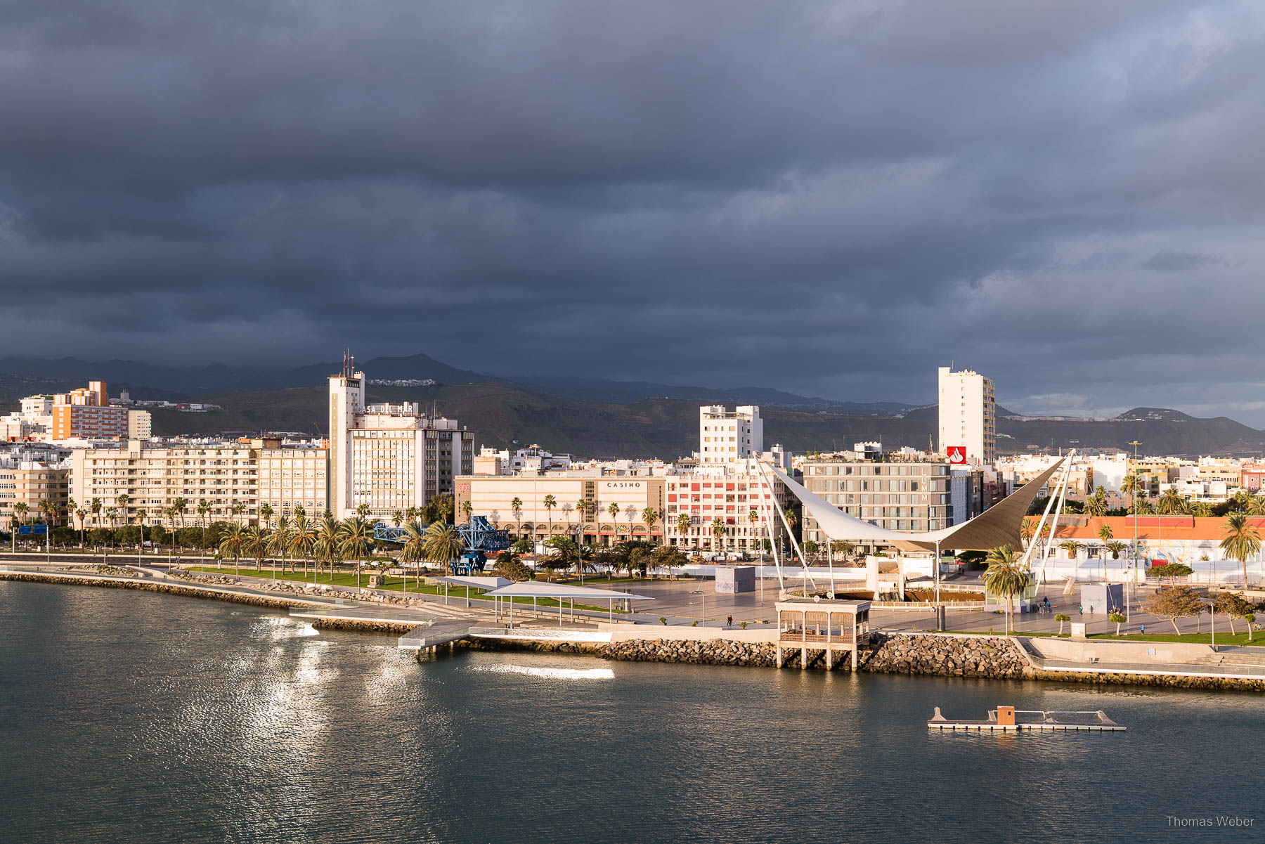 Mit der Aida Nova im Hafen von Gran Canaria, Thomas Weber, Fotograf Oldenburg