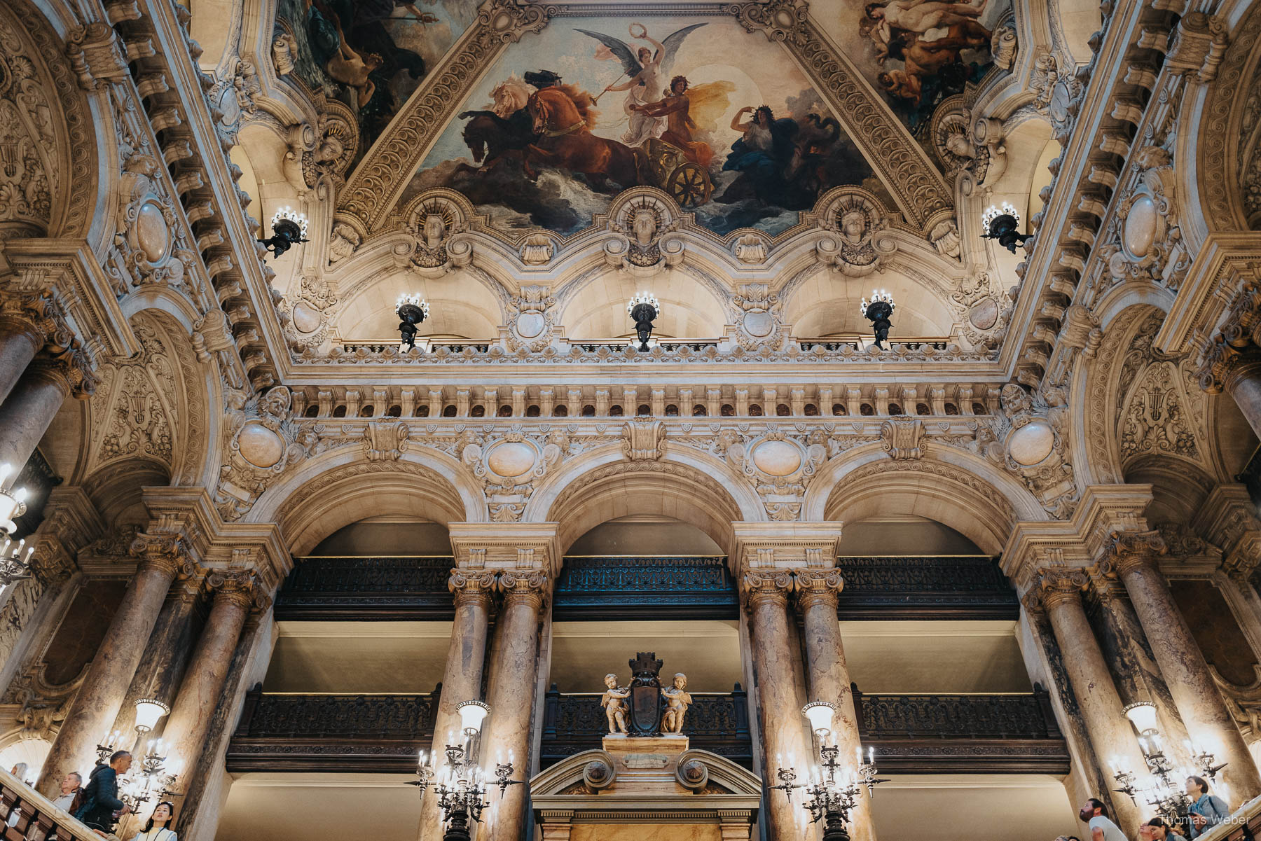 Pariser Oper und Galeries Lafayette Opéra Garnier und Galeries Lafayette in Paris