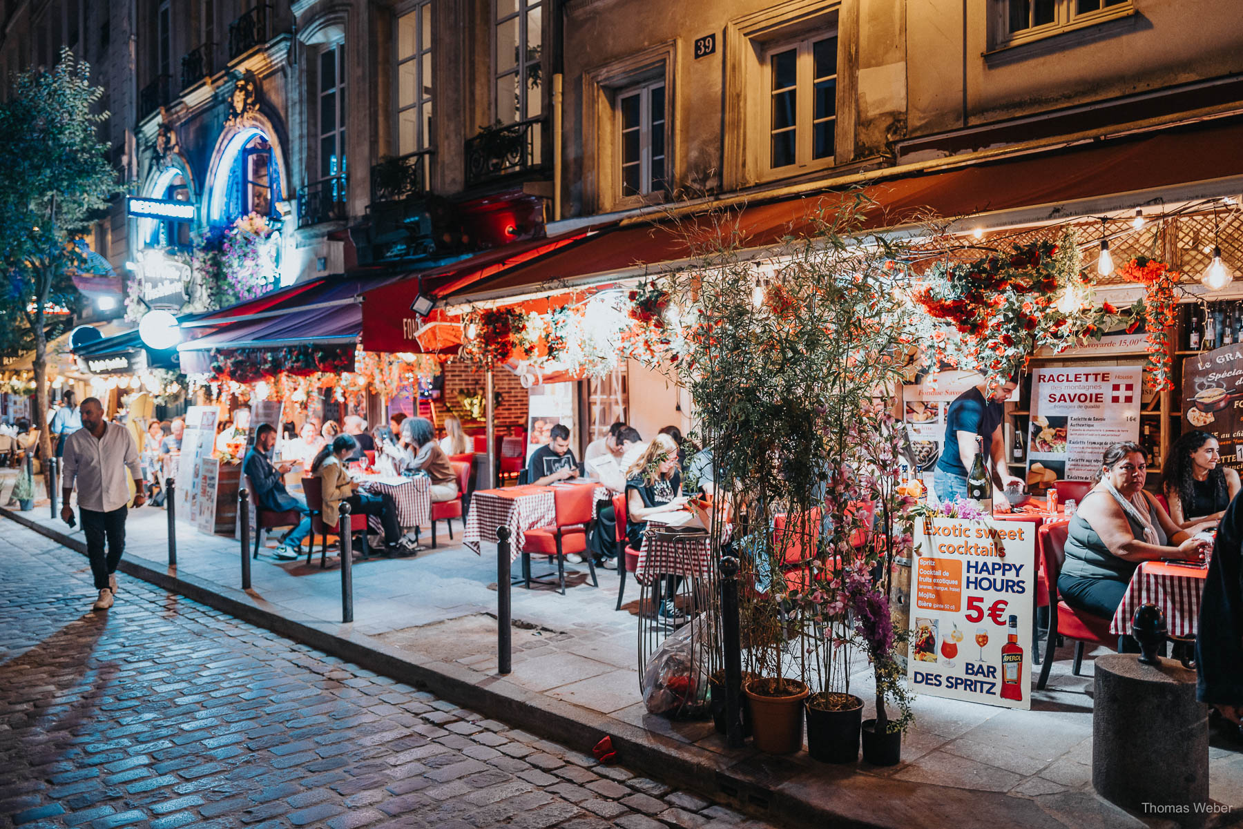 Paris bei Nacht Paris bei Nacht mit Louvre und Seine