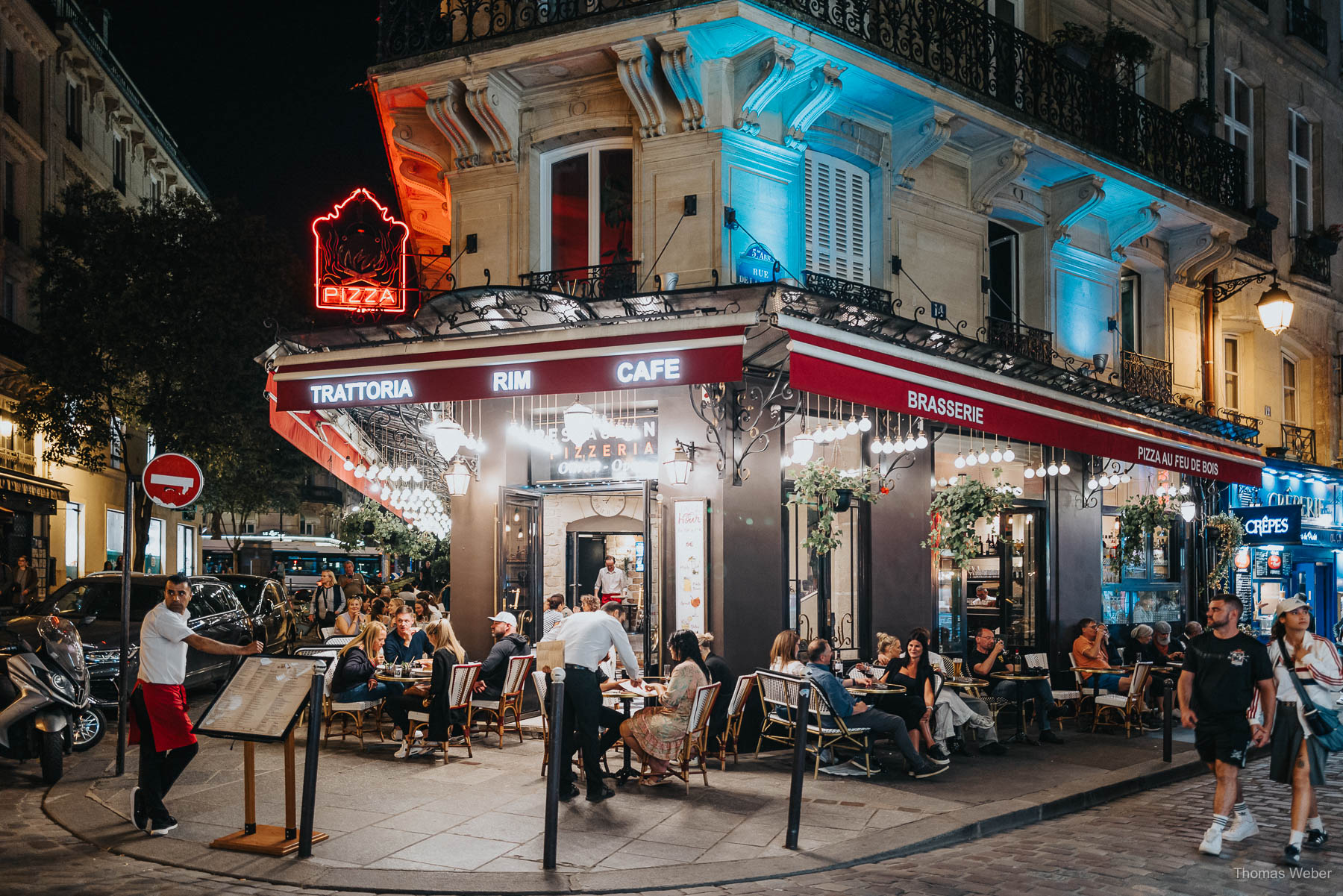 Paris bei Nacht Paris bei Nacht mit Louvre und Seine
